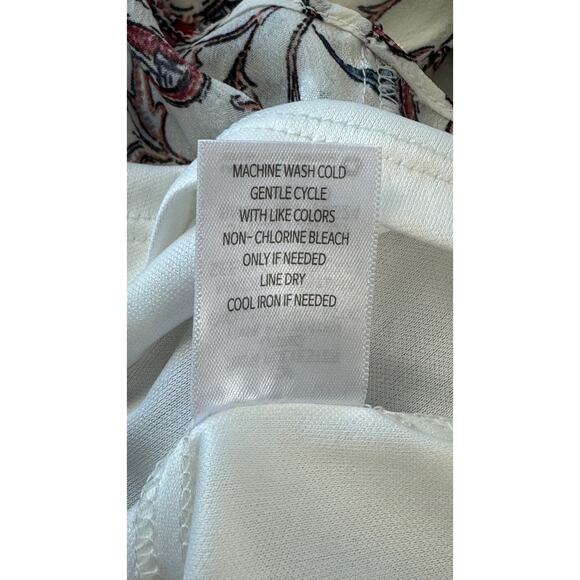 BCX Floral White Pink Embossed Women's Blouse. Rushed V.Neck Sz M. - Picture 7 of 9